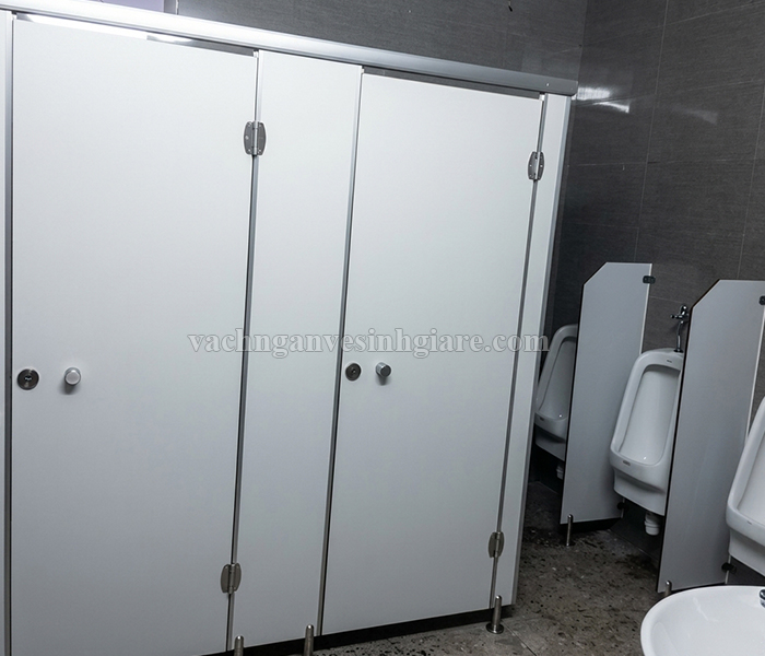 VNT - Đơn vị tư vấn đúng độ nén khi thi công vách ngăn vệ sinh compact cdf giá tốt tại kho